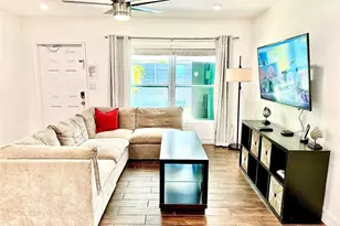 1637 NE 5th Ct, Fort Lauderdale, FL 33301 - Photo 15