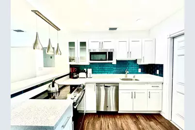 1637 NE 5th Court, Fort Lauderdale, FL 33301 - Photo 11