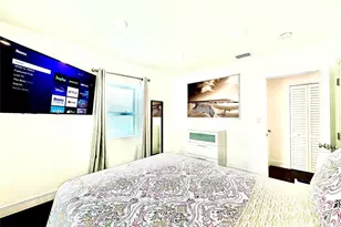 1637 NE 5th Ct, Fort Lauderdale, FL 33301 - Photo 3