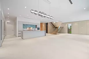 607 NE 17th Ave, Fort Lauderdale, FL 33304 - Photo 5