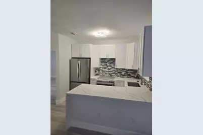 580 NW 87 Way, Coral Springs, FL 33071 - Photo 11