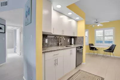 1702 Andros Isle #D4, Coconut Creek, FL 33066 - Photo 5