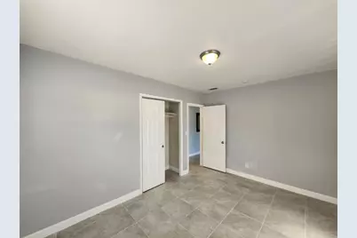 942 NW 12th Street, Fort Lauderdale, FL 33311 - Photo 13