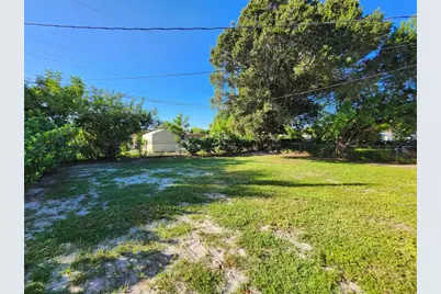 942 NW 12th Street, Fort Lauderdale, FL 33311 - Photo 3