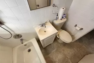 942 NW 12th St, Fort Lauderdale, FL 33311 - Photo 15