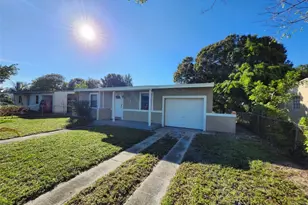 942 NW 12th St, Fort Lauderdale, FL 33311 - Photo 1