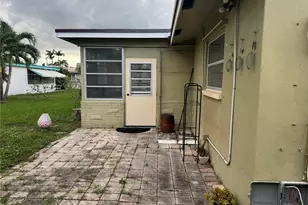 4938 NW 54th Ct, Tamarac, FL 33319 - Photo 3