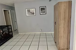 8212 NW 74th Terrace, Tamarac, FL 33321 - Photo 5