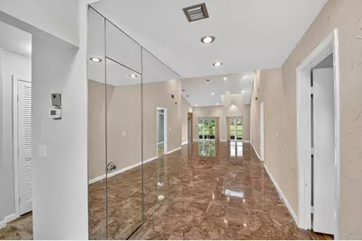 6869 Fountains Circle #6869, Lake Worth, FL 33467 - Photo 7