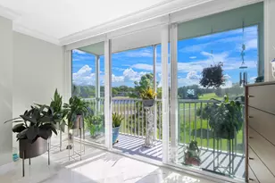 800 Cypress Grove Dr, Pompano Beach, FL 33069 - Photo 1