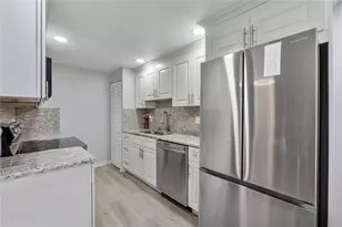 1052 Harwood Unit, Deerfield Beach, FL 33442 - Photo 1