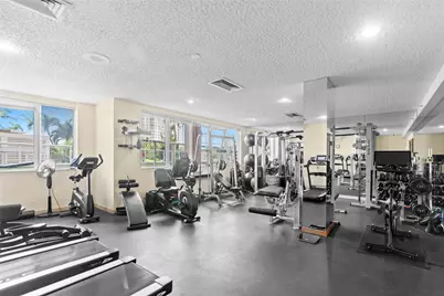 3000 Holiday Drive #1002, Fort Lauderdale, FL 33316 - Photo 31