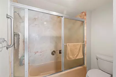 3000 Holiday Drive #1002, Fort Lauderdale, FL 33316 - Photo 23