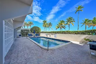 851 N Surf Rd, Hollywood, FL 33019 - Photo 47