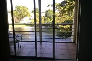 9070 Lime Bay Blvd, Tamarac, FL 33321 - Photo 9