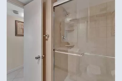 1150 Hillsboro Mile #914, Hillsboro Beach, FL 33062 - Photo 27