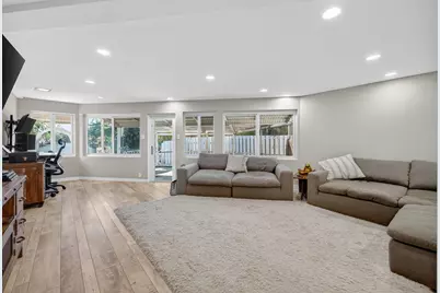 1570 NE 30th Place, Oakland Park, FL 33334 - Photo 23