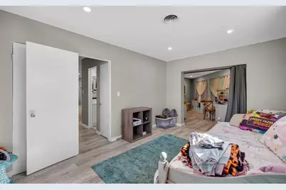 1570 NE 30th Place, Fort Lauderdale, FL 33334 - Photo 35