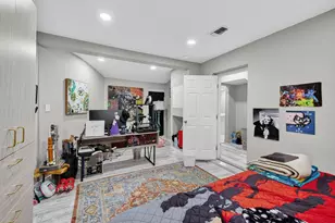 1570 NE 30th Pl, Oakland Park, FL 33334 - Photo 45