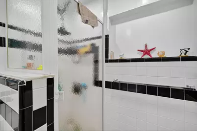 1570 NE 30th Place, Oakland Park, FL 33334 - Photo 41