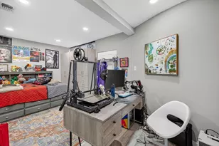 1570 NE 30th Pl, Oakland Park, FL 33334 - Photo 47