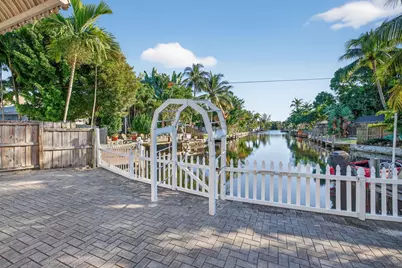1570 NE 30th Place, Oakland Park, FL 33334 - Photo 57