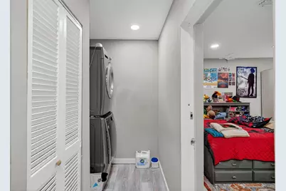 1570 NE 30th Place, Oakland Park, FL 33334 - Photo 49