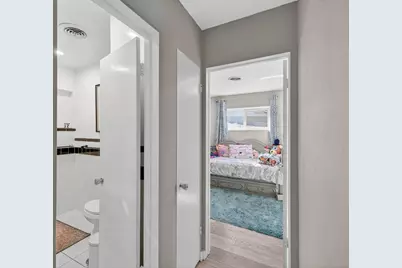 1570 NE 30th Place, Fort Lauderdale, FL 33334 - Photo 33