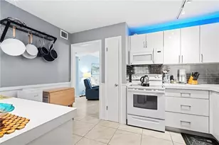 4750 NW 22nd Ct, Lauderhill, FL 33313 - Photo 7