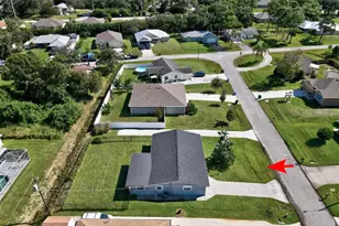 918 Bermuda Ave, Sebastian, FL 32958 - Photo 27