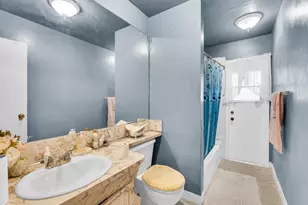 12030 NW 31st Pl, Sunrise, FL 33323 - Photo 7