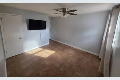 690 NW 68th Avenue, Plantation, FL 33317 - Photo 13