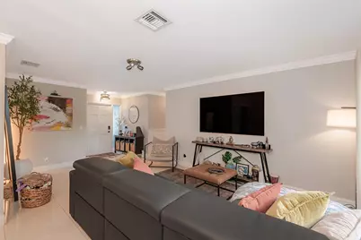 7509 NW 40th Place, Coral Springs, FL 33065 - Photo 9