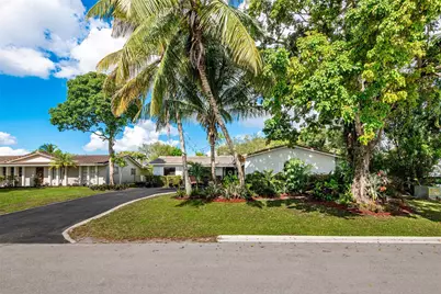 7509 NW 40th Place, Coral Springs, FL 33065 - Photo 37