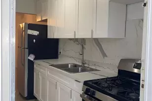 51 NE 204th St, Miami, FL 33179 - Photo 5