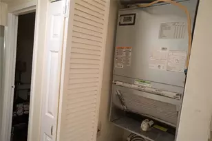 2851 Somerset Dr, Lauderdale Lakes, FL 33311 - Photo 37