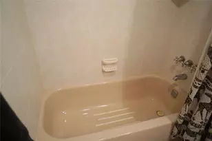 2851 Somerset Dr, Lauderdale Lakes, FL 33311 - Photo 25