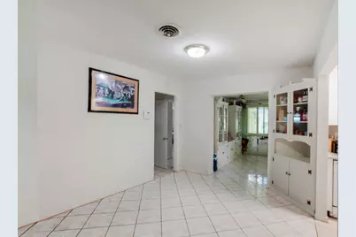 413 Willows Avenue, Port Saint Lucie, FL 34952 - Photo 17