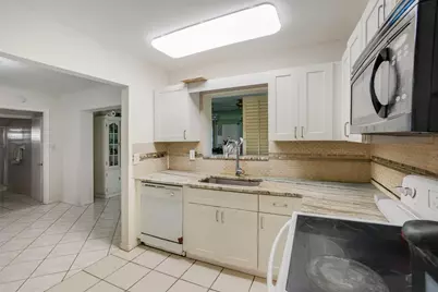 413 Willows Avenue, Port Saint Lucie, FL 34952 - Photo 9