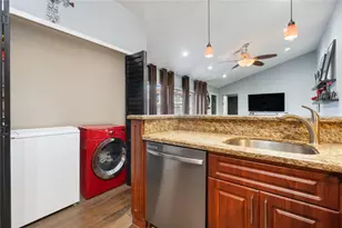 151 NW 115th Ave, Plantation, FL 33325 - Photo 17