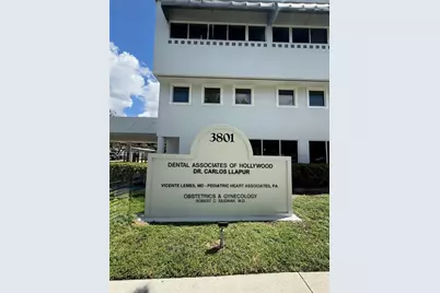 3801 Hollywood Boulevard #101-102, Hollywood, FL 33021 - Photo 3
