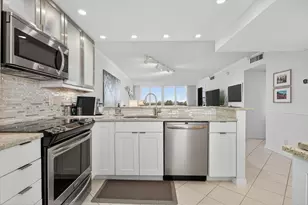 2940 N Course Dr Unit, Pompano Beach, FL 33069 - Photo 13