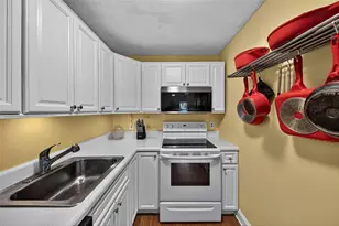 2840 NE 14th St, Pompano Beach, FL 33062 - Photo 5