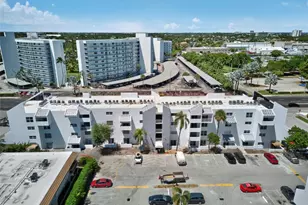 2840 NE 14th St, Pompano Beach, FL 33062 - Photo 35