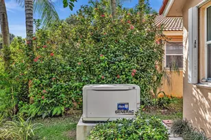 3580 Canary Palm Ct, Pompano Beach, FL 33069 - Photo 35