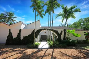 114 N Beach Rd, Hobe Sound, FL 33455 - Photo 1