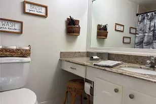 2901 NW 48th Ave, Lauderdale Lakes, FL 33313 - Photo 13