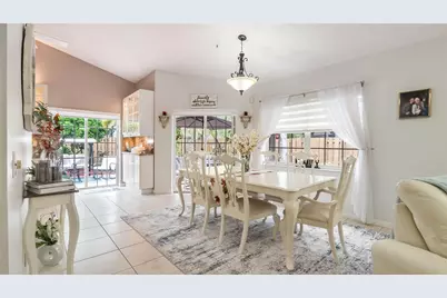 9801 NW 5th Court, Plantation, FL 33324 - Photo 11