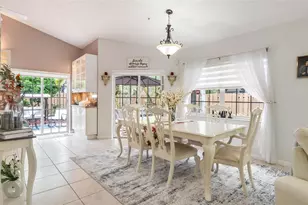 9801 NW 5th Ct, Plantation, FL 33324 - Photo 11