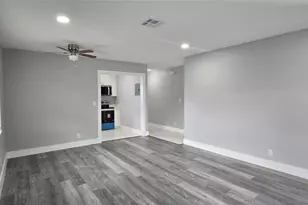 8606 NW 35th St, Coral Springs, FL 33065 - Photo 7